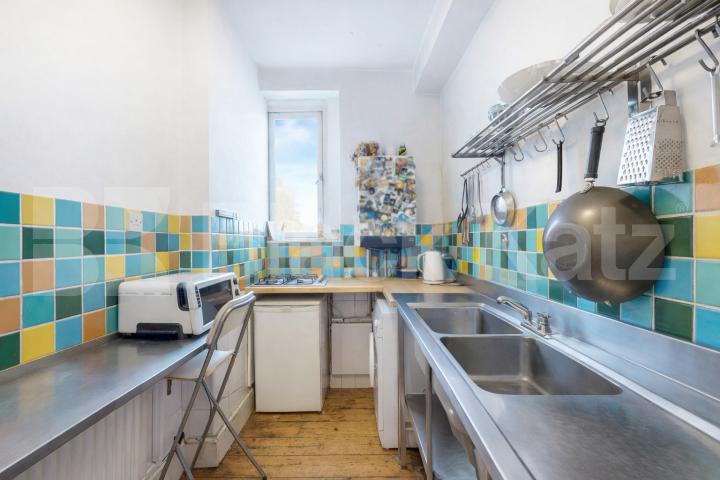 Luxury One Bedroom Residence Moments from Hyde Park  Gloucester Terrace, Paddington / Bayswater